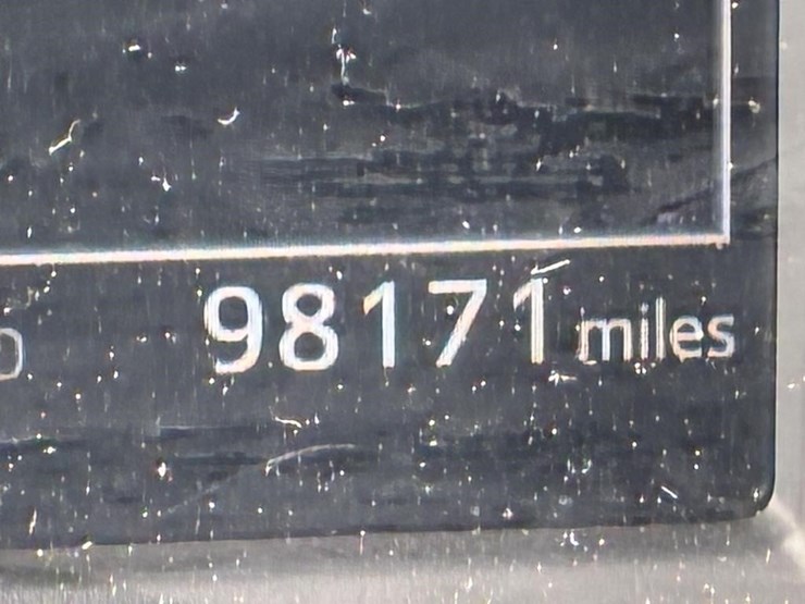 2017-toyota-rav4-image-18