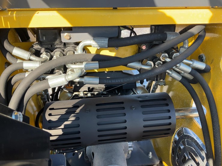 #1014-•-unused-landhero-t460-mini-skid-steer-loader-image-23