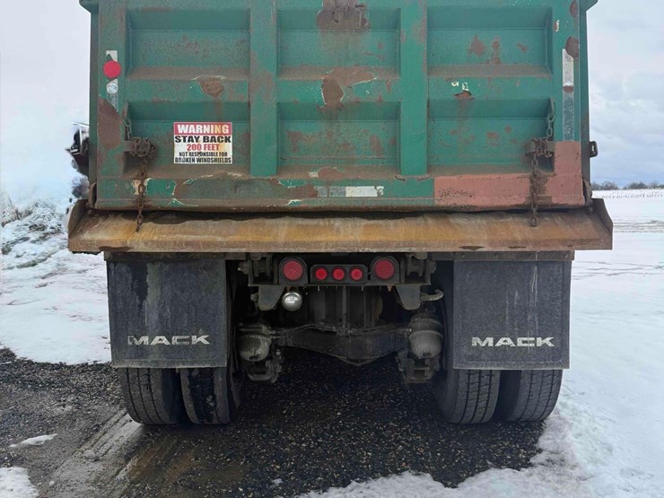 1997-mack-rd688s-image-4