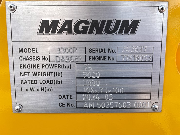 #114-•-new-magnum-3300p-telescoping-wheel-loader-image-65