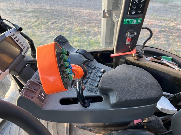 2012-ag-chem-rg1100-image-34