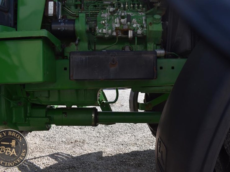 1984-john-deere-4050-image-27