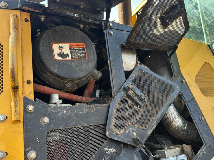 2022-tigercat-610e-image-68