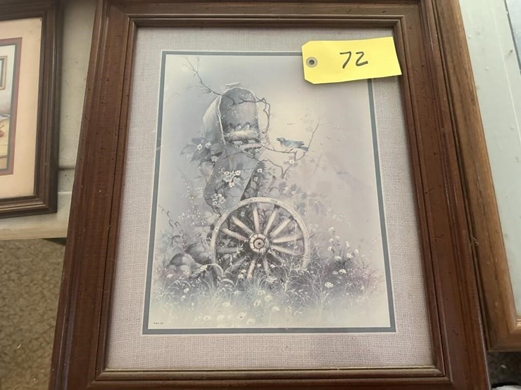 misc.-framed-portraits-image-4