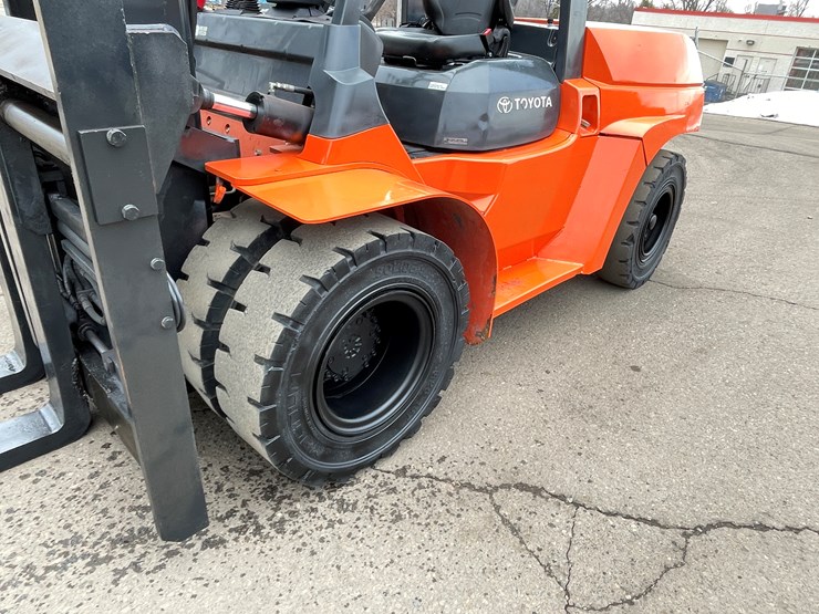 toyota-7fdu70-image-14