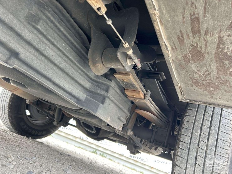 2011-ford-f250-image-31