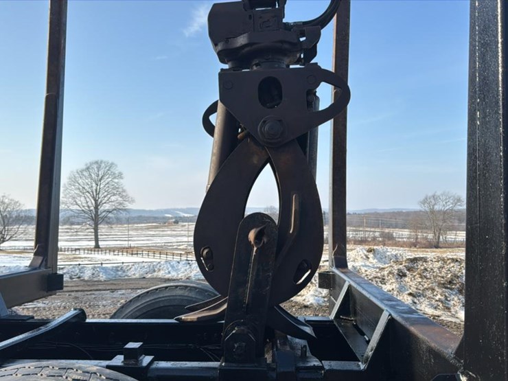 #119-•-2018-kenworth-log-truck-image-30