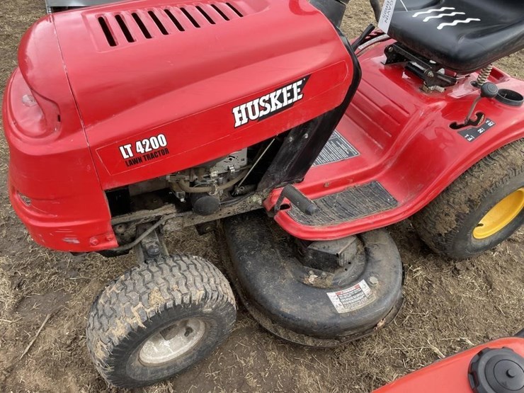 huskee-lt4200-image-6