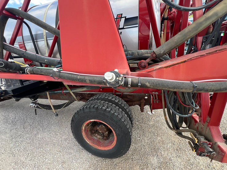 case-610-sprayer-system-2000-gallons-image-53