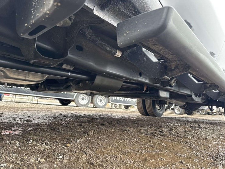 2024-chevrolet-3500-image-7