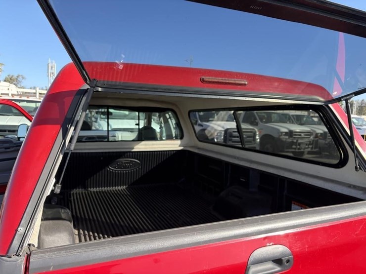 2001-ford-f250-sd-xlt-image-22