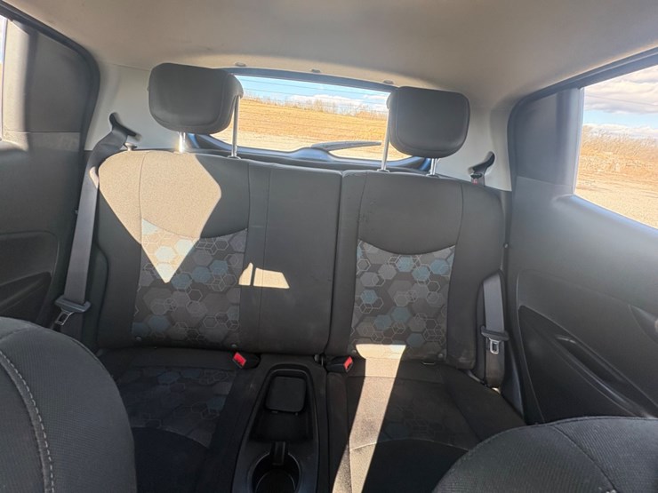 #30904-•-2016-chevrolet-spark-ls-cvt-hatchback-image-11