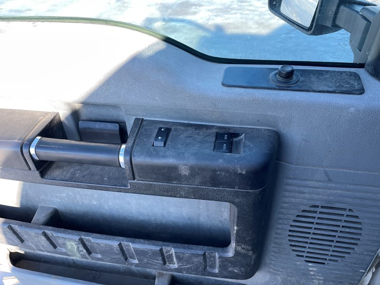 2015-ford-f250-image-29