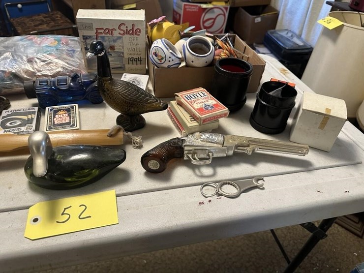 misc.-games-&-housewares-image-5