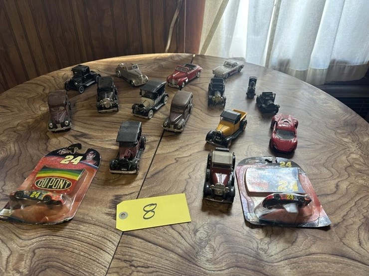 vintage-&-collector-toy-cars-image-1
