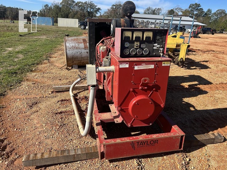 chicken-house-generator-taylor-power-systems-image-6