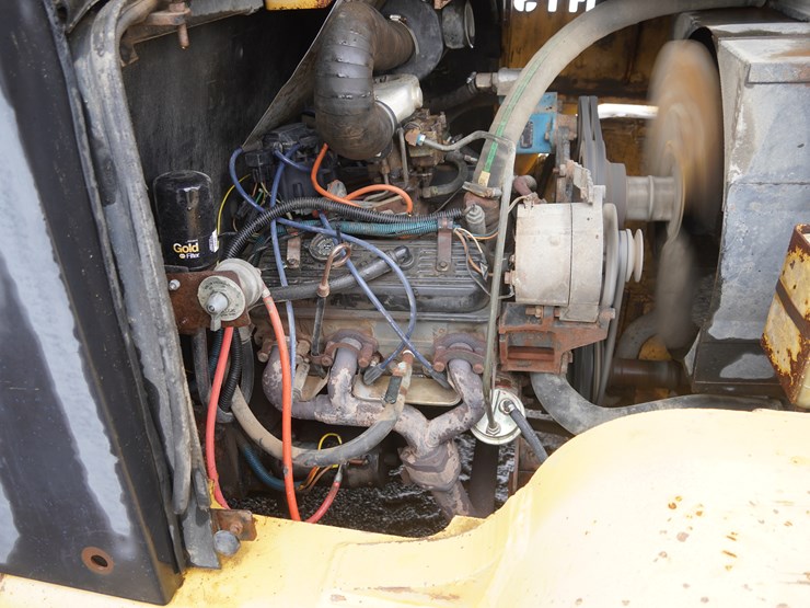 #106-•-hyster-135-forklift-image-32