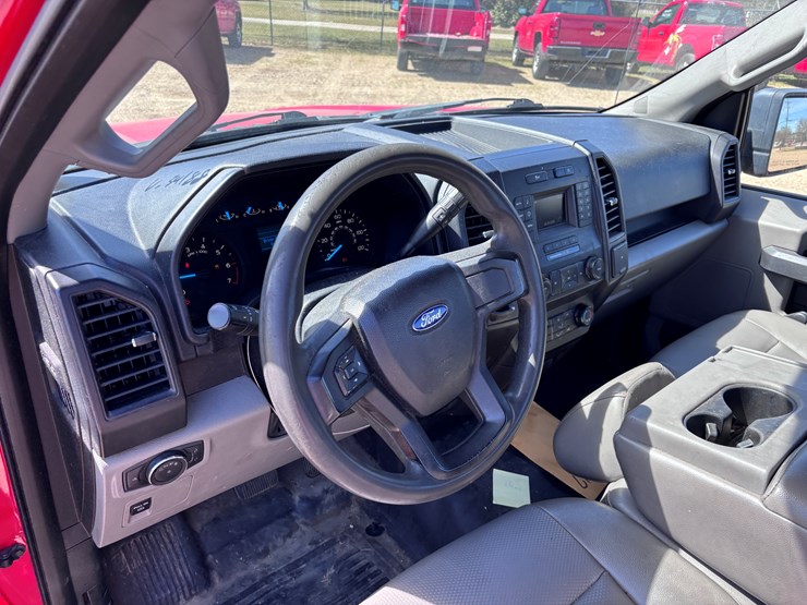 2019-ford-f150-xl-image-6
