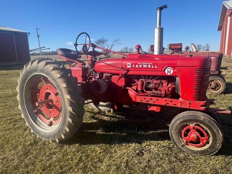 1949-farmall-super-h-image-4