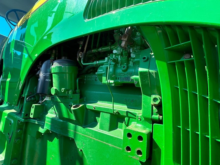 2004-john-deere-8320-image-33