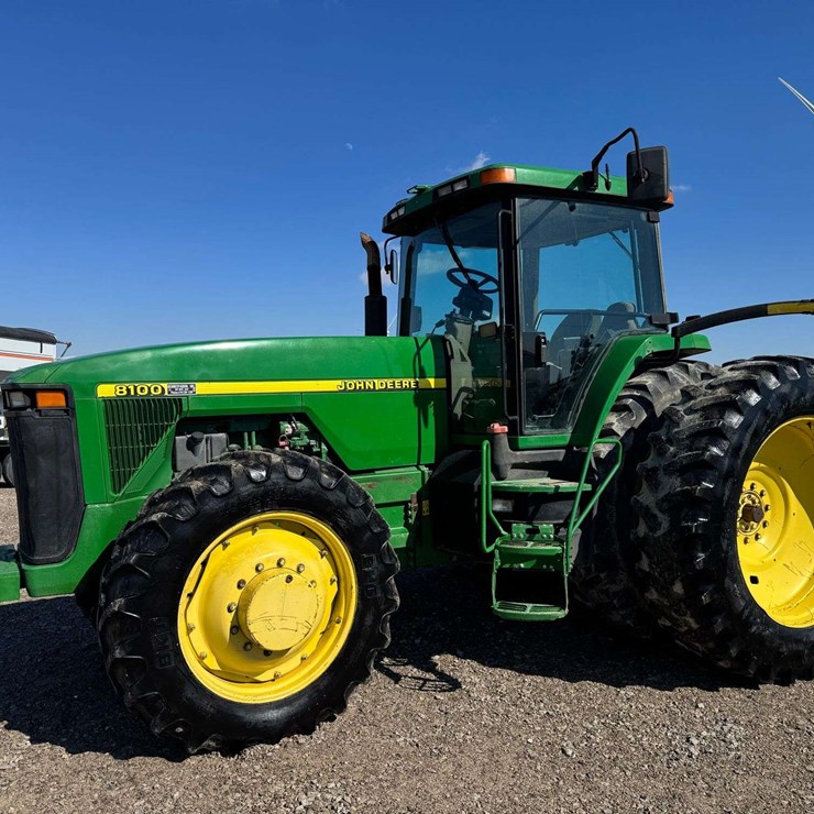 1998 JOHN DEERE 8100
