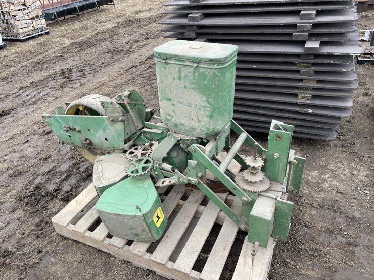 john-deere-80-image-1