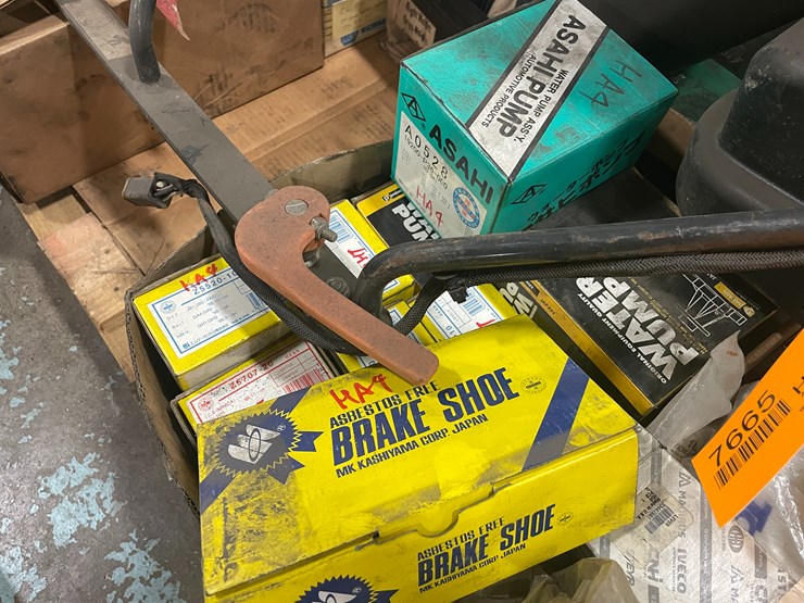 #7665-•-assorted-automotive-repair-parts-image-8