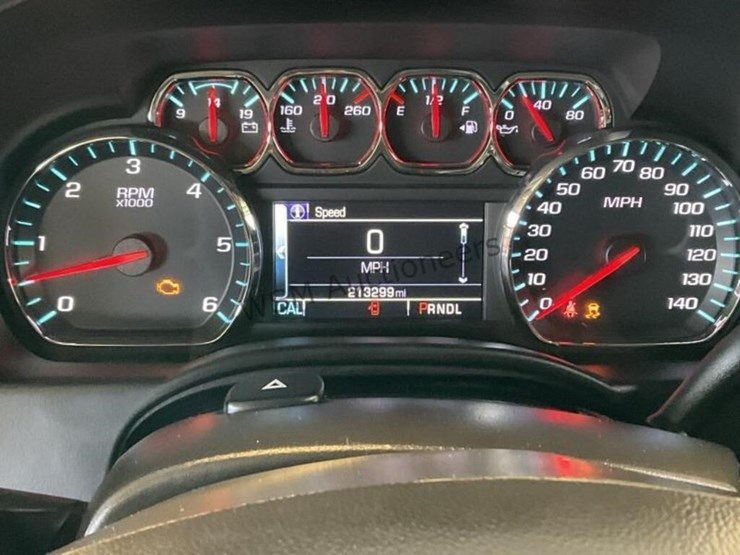 2020-chevrolet-tahoe-image-17