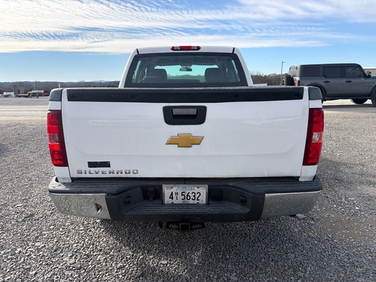 2013-chevrolet-silverado-1500-image-5