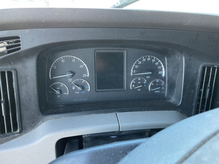 #1454-•-2019-freightliner-cascadia-truck-tractor**non-runner**-(has-mn-title)-image-42