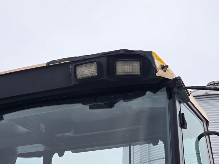 1998-jcb-185-65-image-19