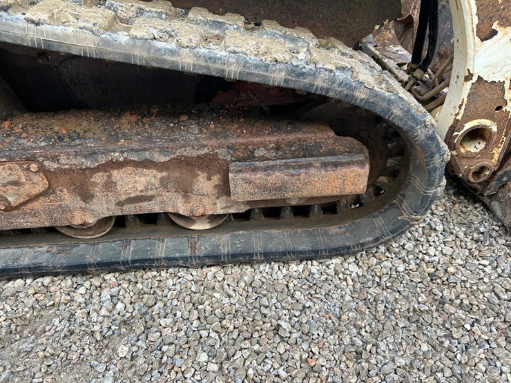 2017-bobcat-t450-image-15