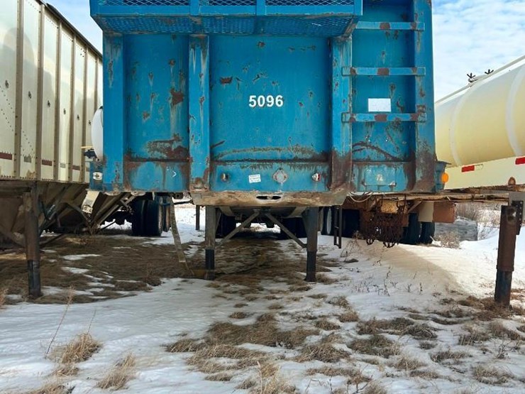 1974-great-dane-spray-tender-trailer-image-2