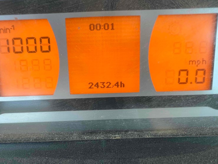 2018-ag-chem-rg1100c-image-67