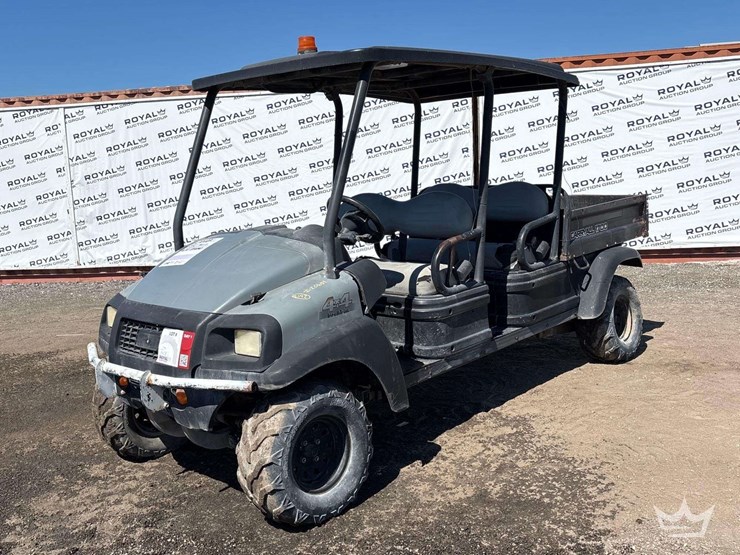 carryall-1700-4x4-image-1