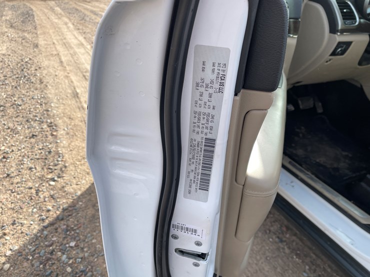 2015-jeep-grand-cherokee-image-23