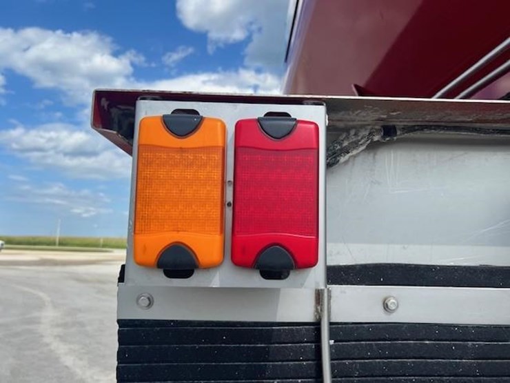 2015-case-ih-titan-3530-image-36