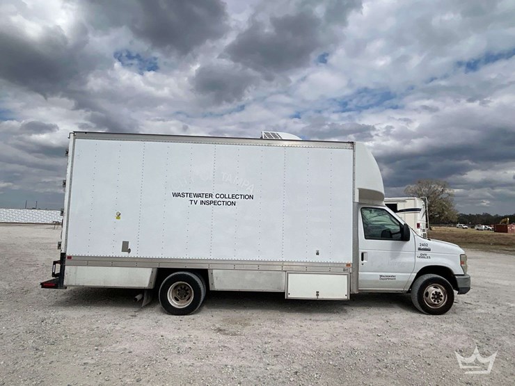 2012-ford-e450-image-67