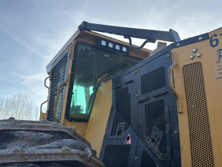 2022-tigercat-610e-image-65