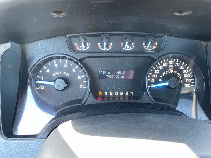 2014-ford-f150-xl-image-24