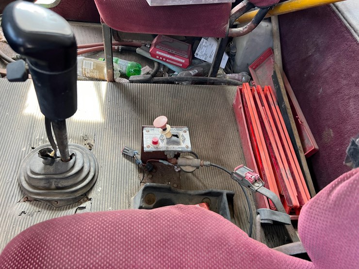 freightliner-tender-truck---adams-tender-image-37