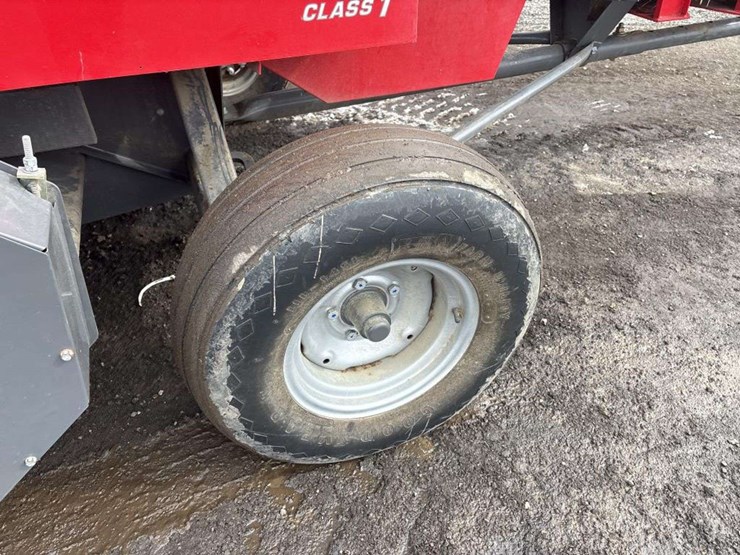 massey-ferguson-1838-image-10