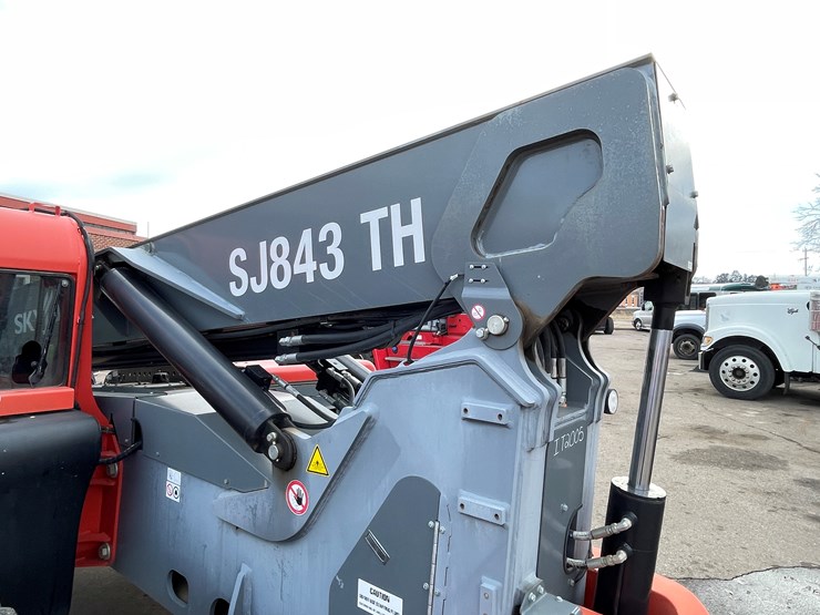 #129-•-2018-skyjack-sj843-telehandler-image-20