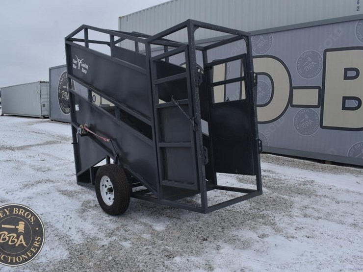 easy-man-livestock-chute-38999-image-3