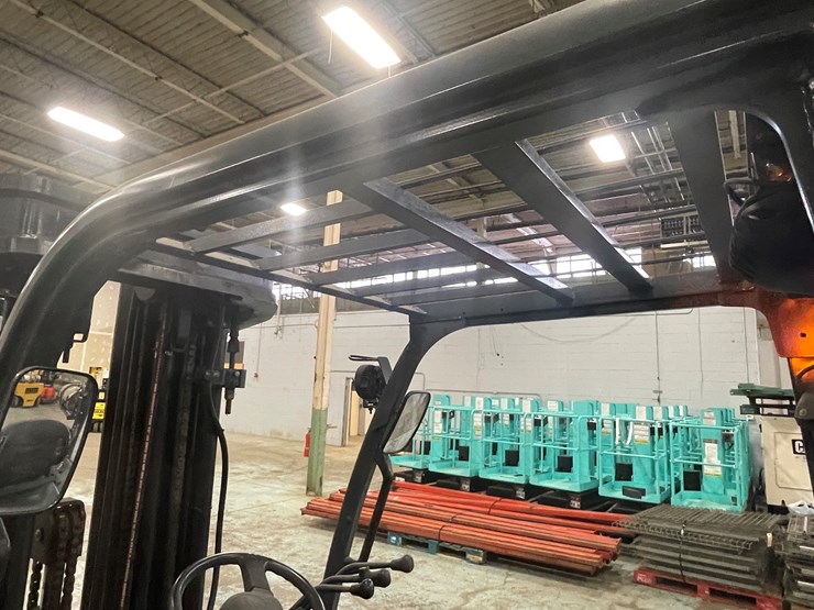 #175-•-2015-toyota-propane-forklift-image-37