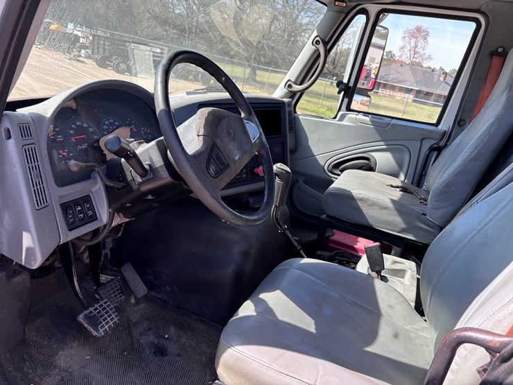 2007-international-8600-image-6