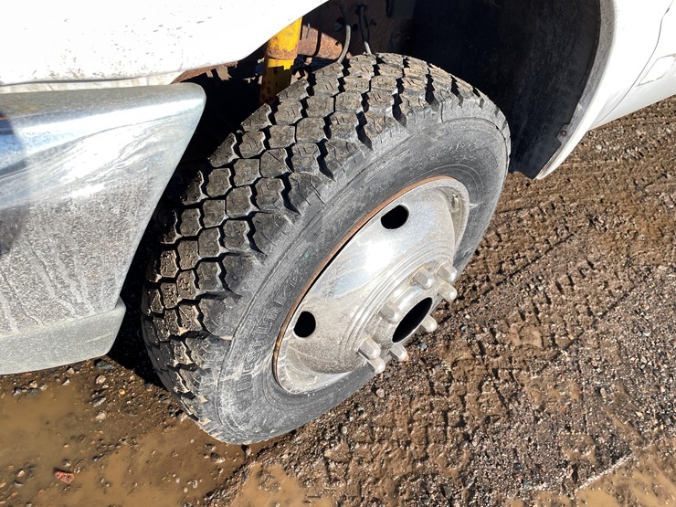 1999-ford-f550-image-5