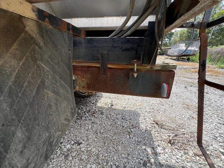 freightliner-tender-truck---adams-tender-image-26