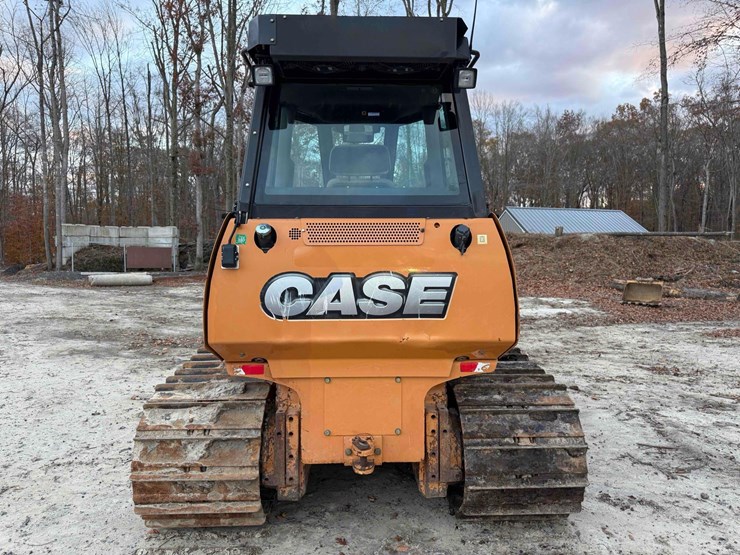 2014-case-650l-wt-image-9