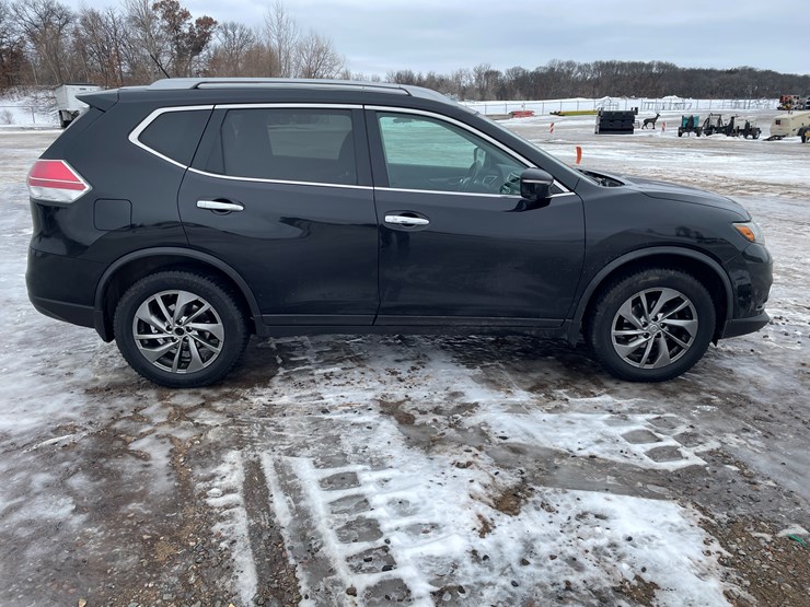 2015-nissan-rogue-sl-image-6